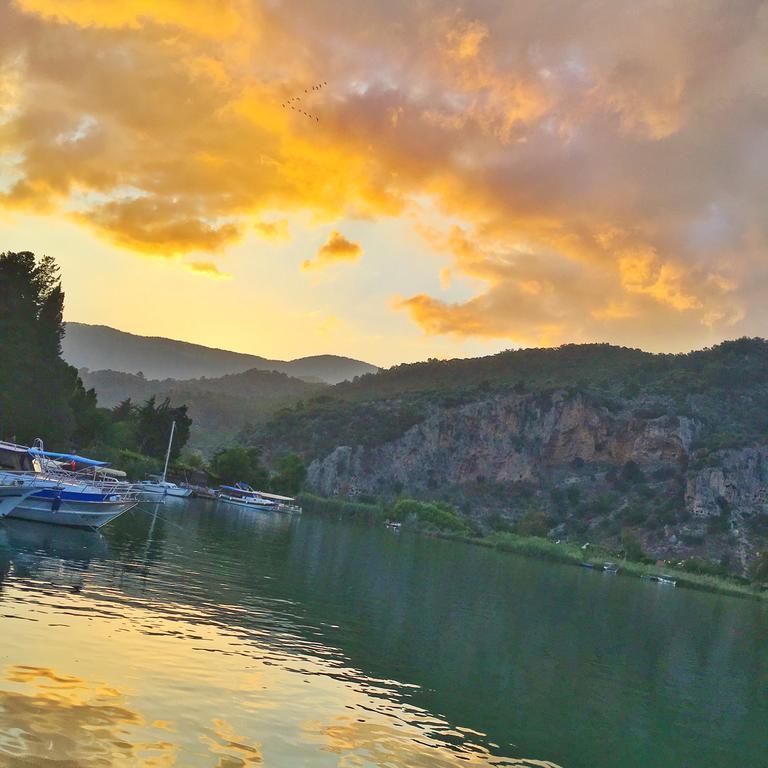 Holiday Hotel Dalyan Exteriör bild